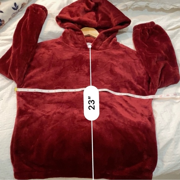 Lauren Conrad Cranberry / Burgundy Cozy Hoodie Size Smalll - Picture 7 of 7
